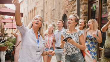 Private vs Group Shore Excursions: Which Is Better for Cruise Travelers?